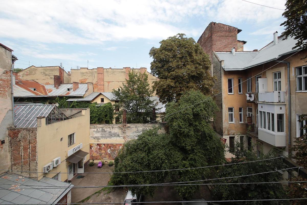 Buk Apartments On Doroshenka 29 Lviv Kültér fotó