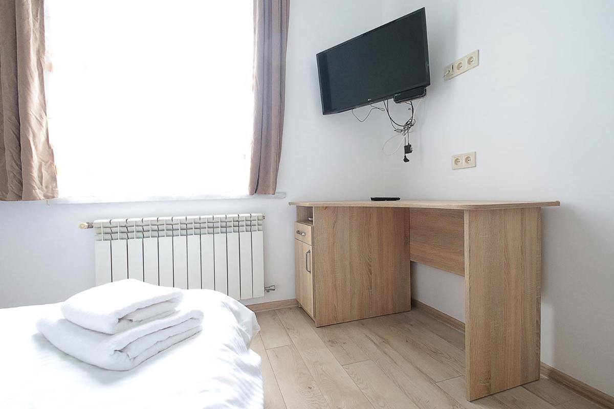 Buk Apartments On Doroshenka 29 Lviv Kültér fotó