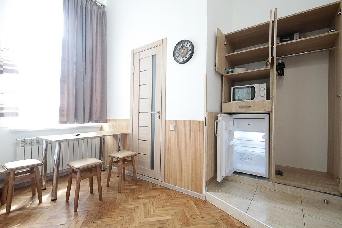 Buk Apartments On Doroshenka 29 Lviv Kültér fotó